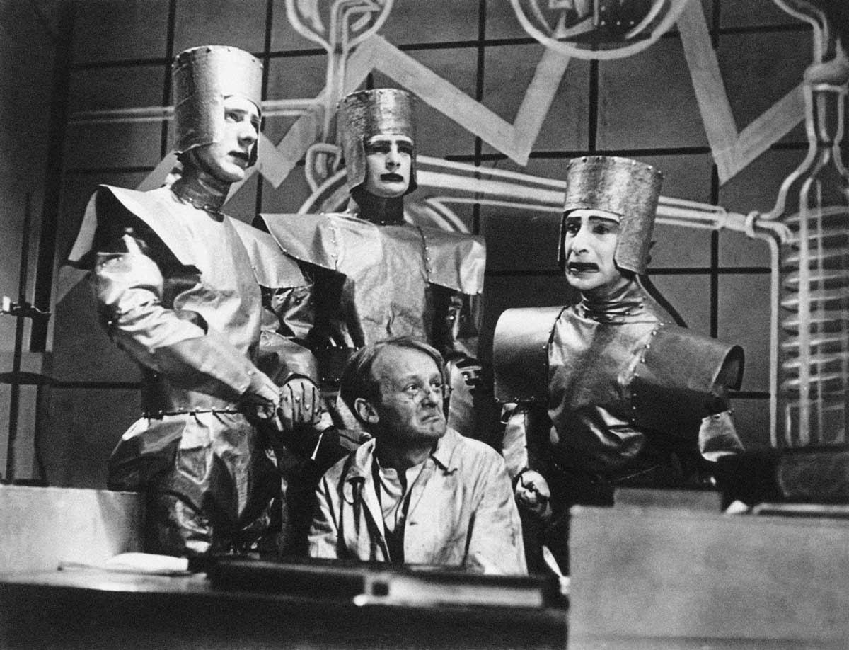 A scene from a BBC adaption of R.U.R., 1938. Alamy.