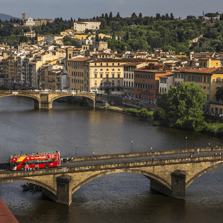 Breeze around Florence in the Hop-on Hoop-off sightseeing bus!